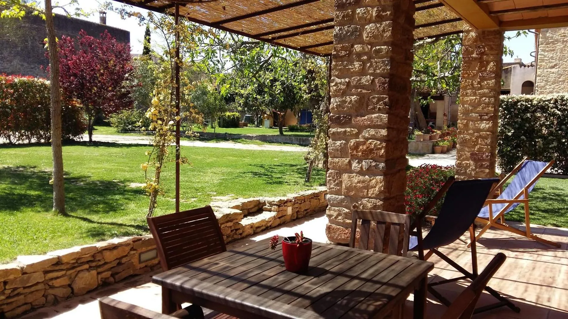 Sant Feliu de Boada Casa Rural Can Ginesta בית כפרי