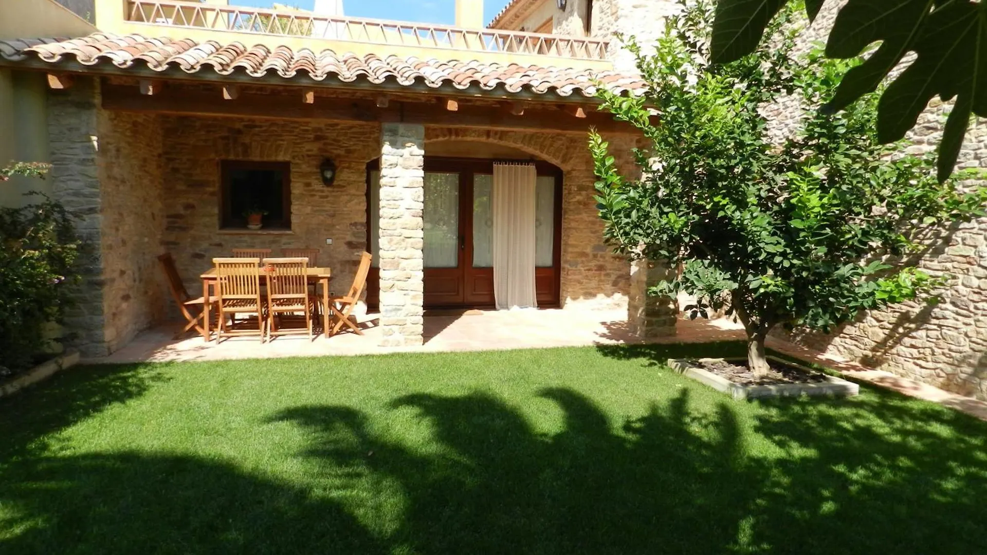 בית כפרי Sant Feliu de Boada Casa Rural Can Ginesta ספרד