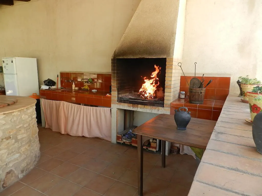 Sant Feliu de Boada Casa Rural Can Ginesta בית כפרי